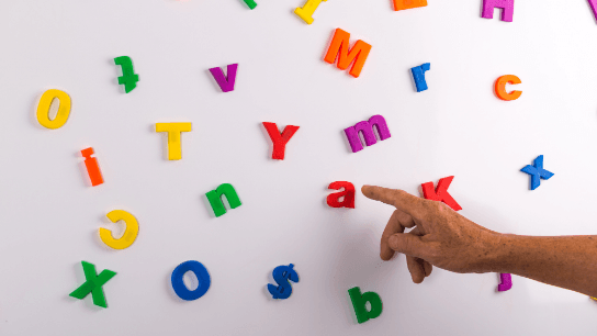 Compare & Contrast American Vowels for Finance & Accounting